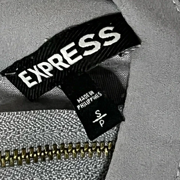 Women's Express Racer Back Zip up Sleeveless Top Size Small - Picture 6 of 7